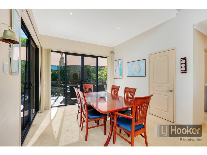 20 Mid Esplanade, South Stradbroke QLD 4216