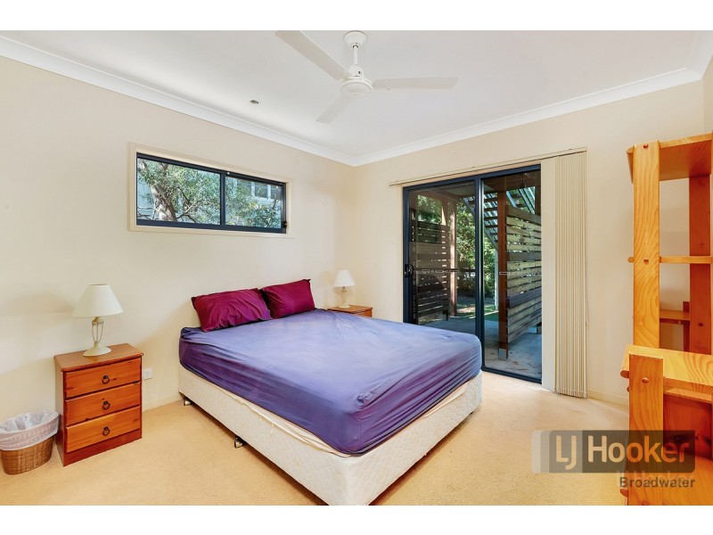 20 Mid Esplanade, South Stradbroke QLD 4216