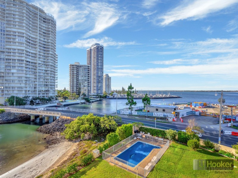 17/554 Marine Parade, Biggera Waters QLD 4216