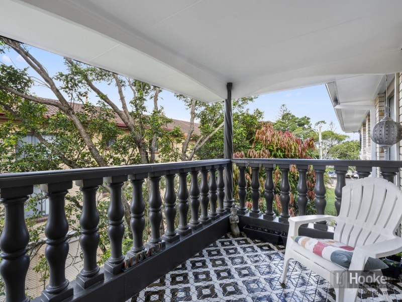 9/216 Marine Parade, Labrador QLD 4215