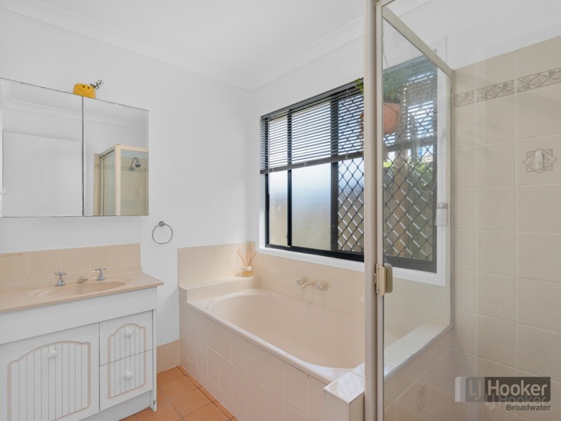 19 Matisse Court, Coombabah QLD 4216