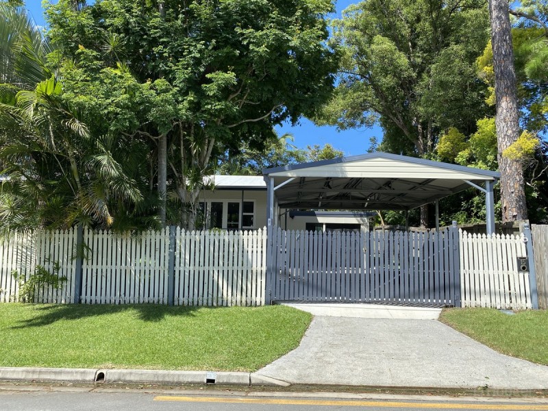 15 Billington Street, Labrador QLD 4215