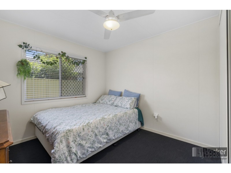 2/9 Middle Street, Labrador QLD 4215
