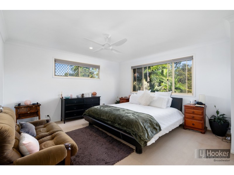 52 Arnold Palmer Drive, Parkwood QLD 4214