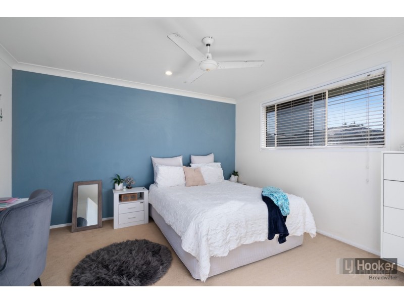 52 Arnold Palmer Drive, Parkwood QLD 4214