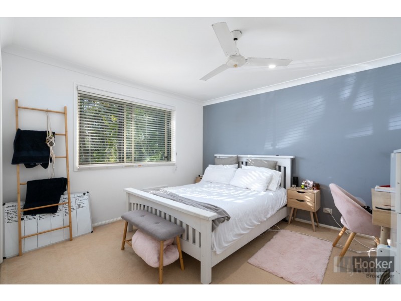 52 Arnold Palmer Drive, Parkwood QLD 4214