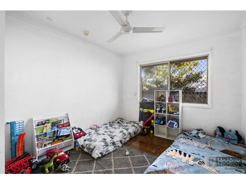 82 Imperial Parade, Labrador QLD 4215