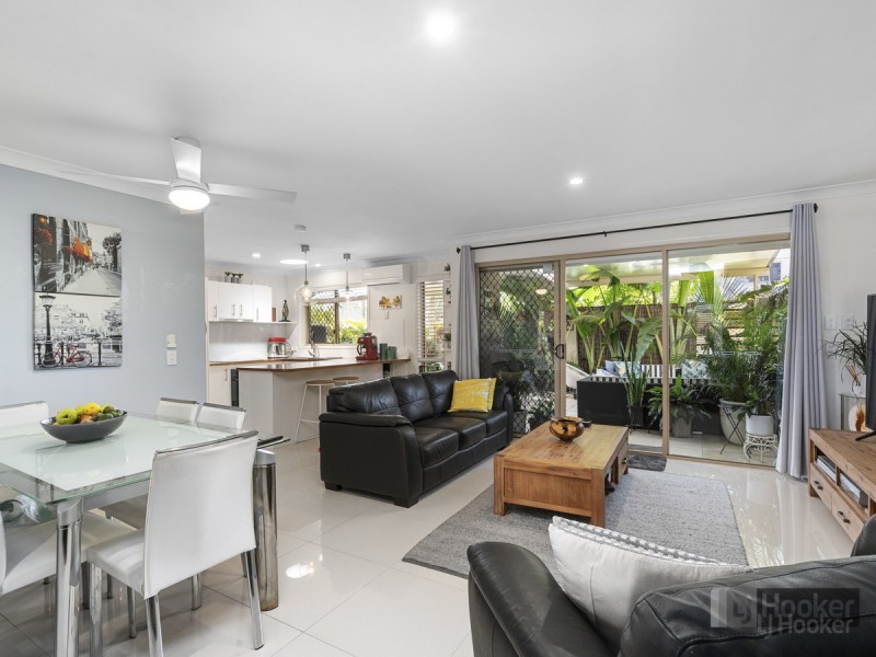 3/15 Harley Street, Labrador QLD 4215