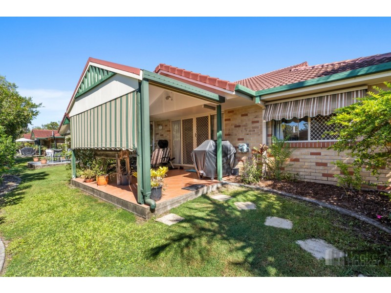 1/2 Brown Street, Labrador QLD 4215