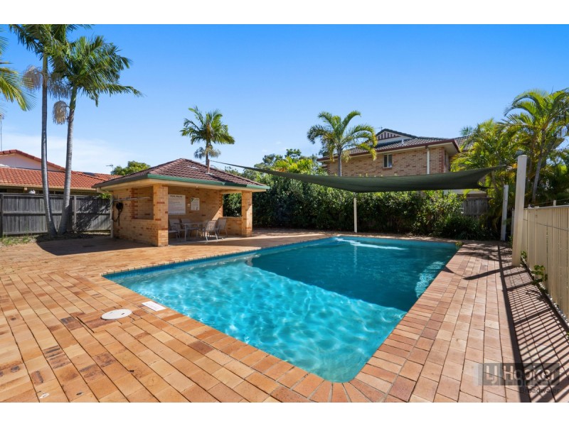 1/2 Brown Street, Labrador QLD 4215