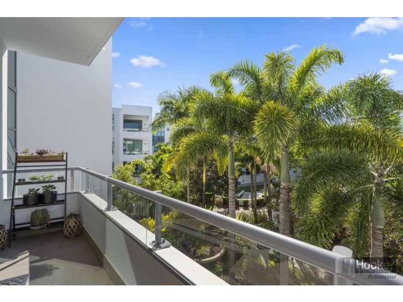 P11/28 Bayview Street, Runaway Bay QLD 4216