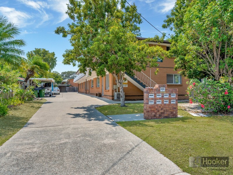 8/33 Middle Street, Labrador QLD 4215