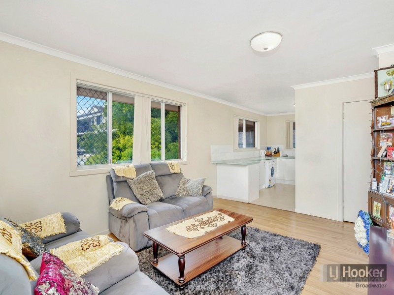 8/33 Middle Street, Labrador QLD 4215