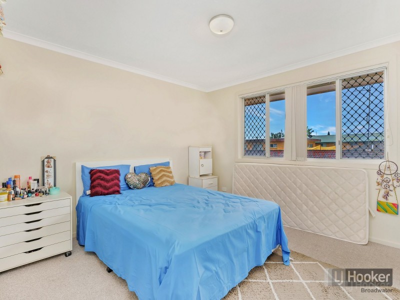 8/33 Middle Street, Labrador QLD 4215
