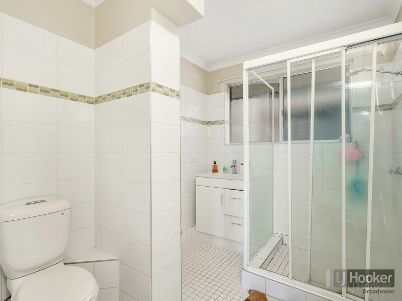 8/33 Middle Street, Labrador QLD 4215