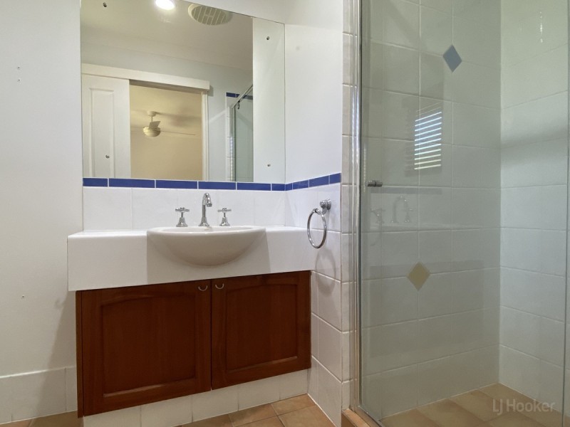 33 Jingella Street, Hope Island QLD 4212