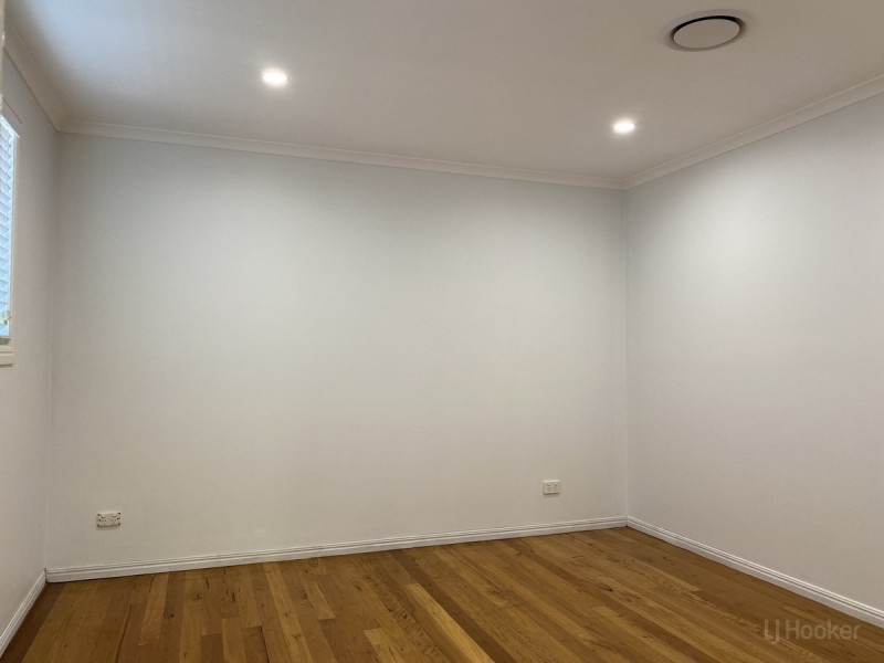 33 Jingella Street, Hope Island QLD 4212