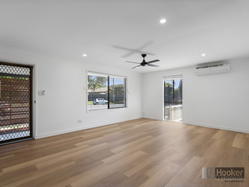 134 Government Road, Labrador QLD 4215