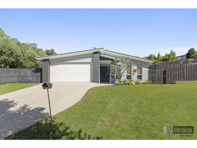 31 Elkins Street, Pacific Pines QLD 4211