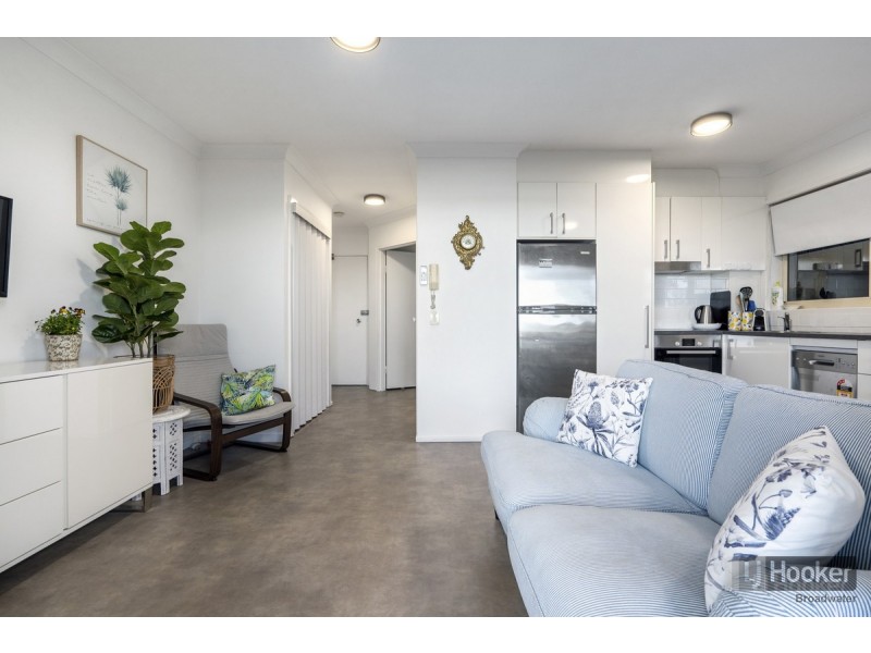 1/416 Marine Parade, Biggera Waters QLD 4216