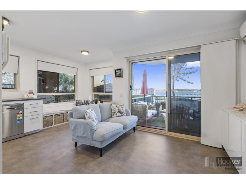1/416 Marine Parade, Biggera Waters QLD 4216