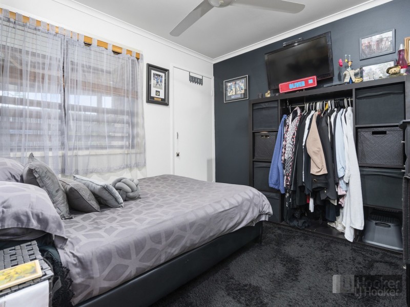 2/277 Government Road, Labrador QLD 4215