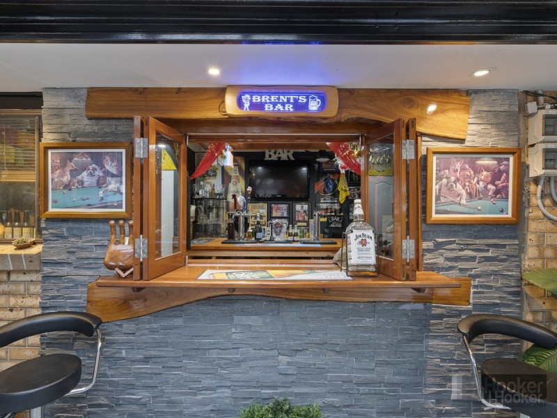 2/277 Government Road, Labrador QLD 4215