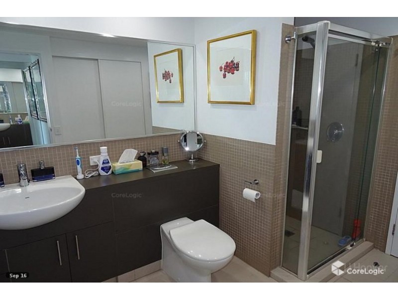 410/360 Marine Parade, Labrador QLD 4215