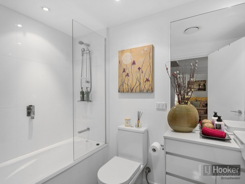 504/11 Compass Drive, Biggera Waters QLD 4216