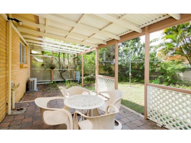 19 Lergessner, Biggera Waters QLD 4216