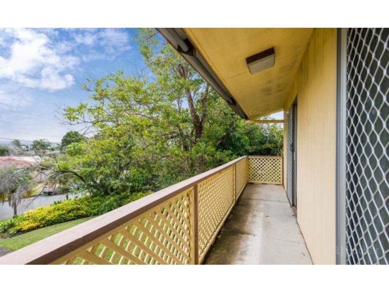 19 Lergessner, Biggera Waters QLD 4216