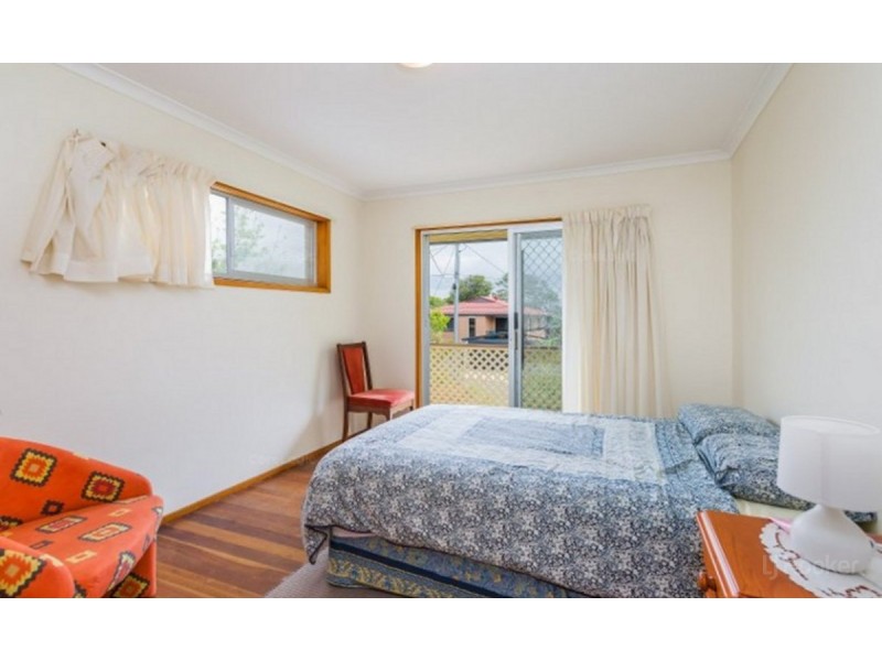 19 Lergessner, Biggera Waters QLD 4216