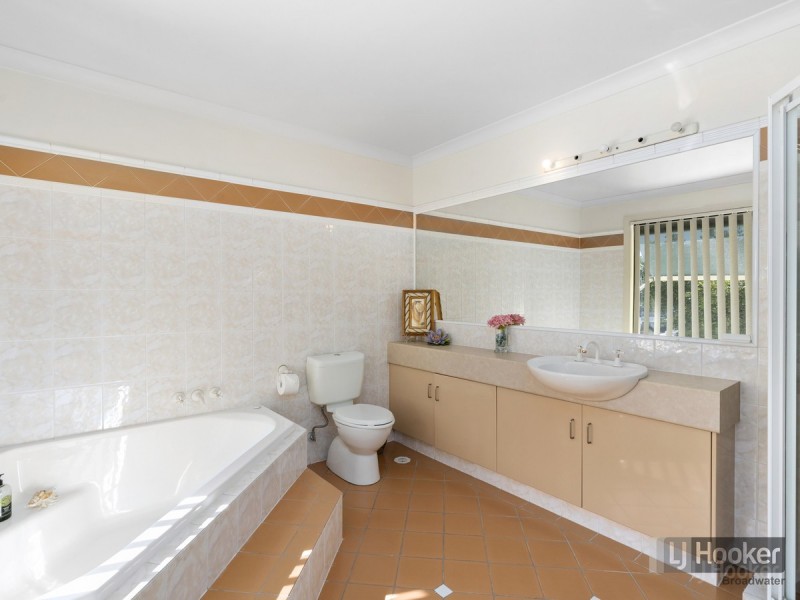23/100 Morala Avenue, Runaway Bay QLD 4216