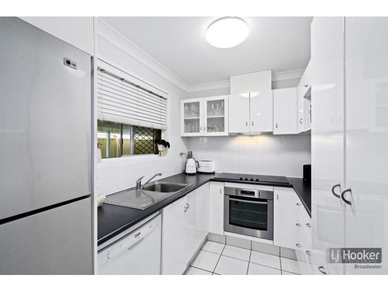 19 Nalkari Street, Coombabah QLD 4216