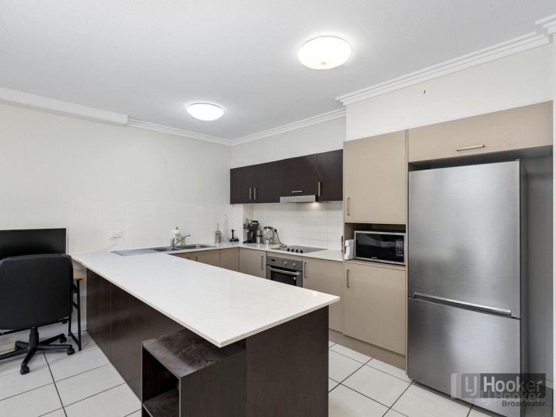 8/8-12 Proud Street, Labrador QLD 4215