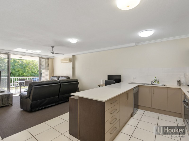 8/8-12 Proud Street, Labrador QLD 4215