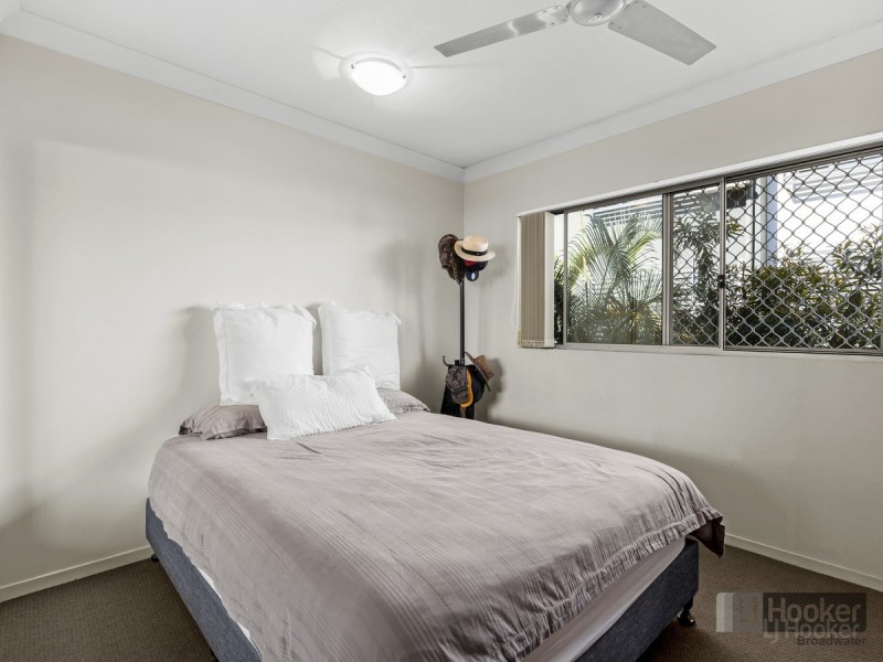 8/8-12 Proud Street, Labrador QLD 4215