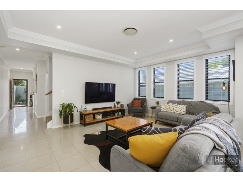 1/42 Parr Street, Biggera Waters QLD 4216