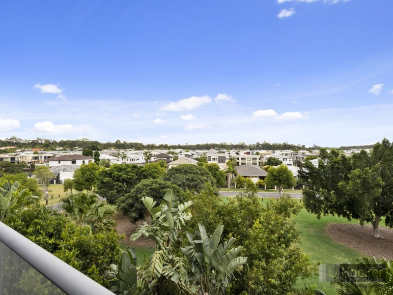 308/15 Compass Drive, Biggera Waters QLD 4216