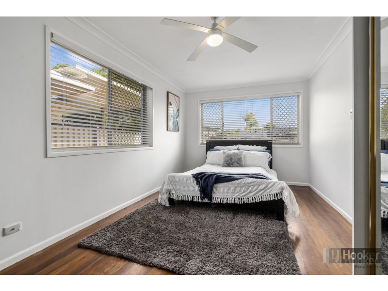 34 Ashbourne Terrace, Biggera Waters QLD 4216