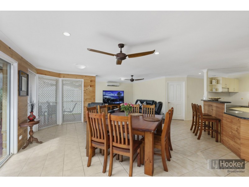 23 Christina Ryan Way, Arundel QLD 4214