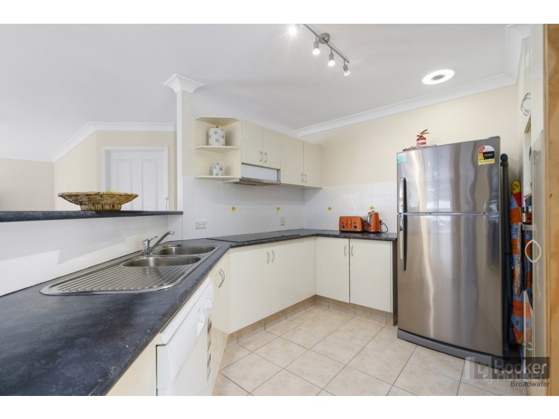 23 Christina Ryan Way, Arundel QLD 4214