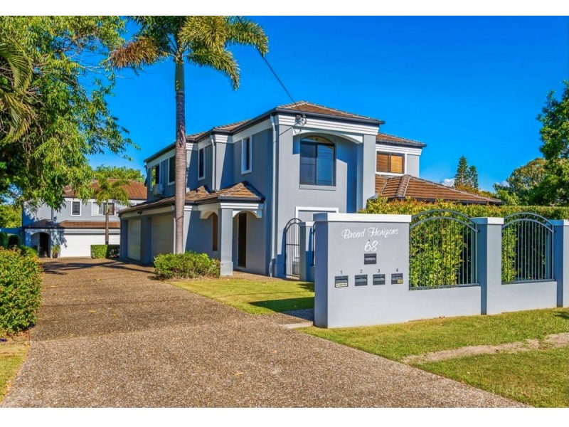 2/68 Broad Street, Labrador QLD 4215