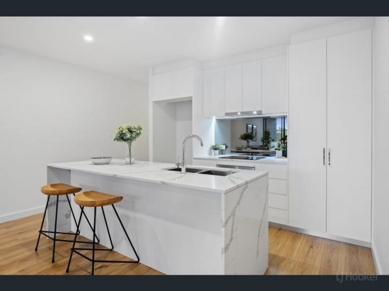 135 Eugaree Street, Southport QLD 4215