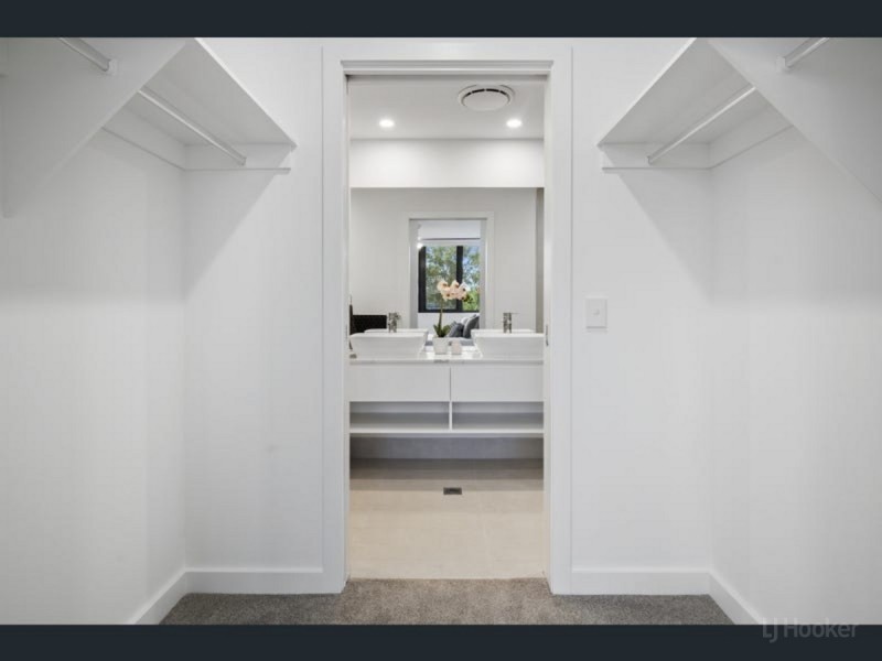 135 Eugaree Street, Southport QLD 4215