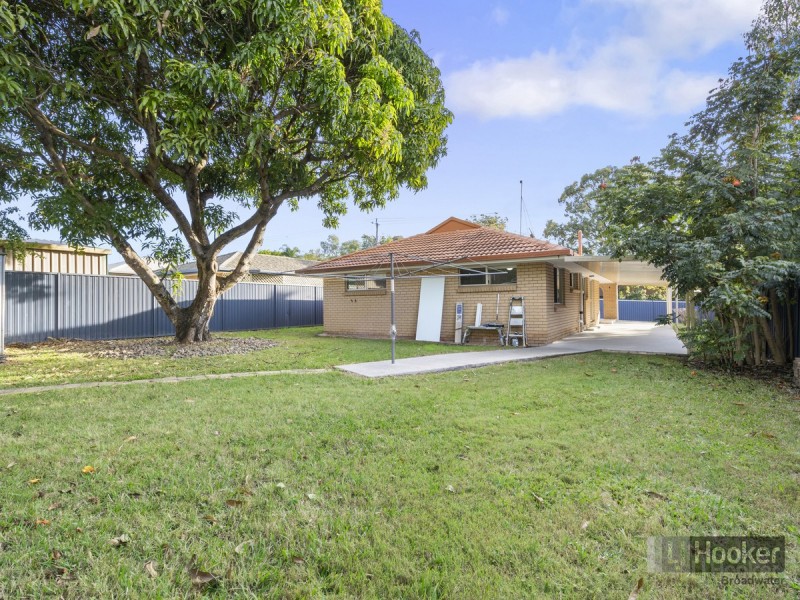 144 Government Road, Labrador QLD 4215