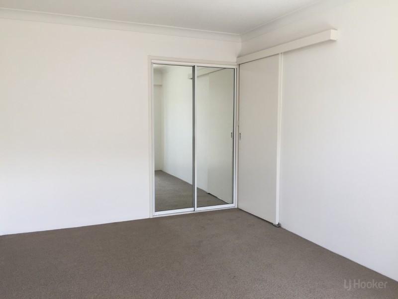 3/194 Marine Parade, Labrador QLD 4215