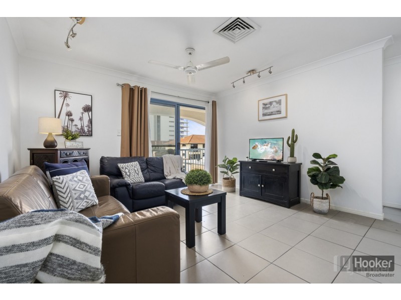 15/103 Frank Street, Labrador QLD 4215