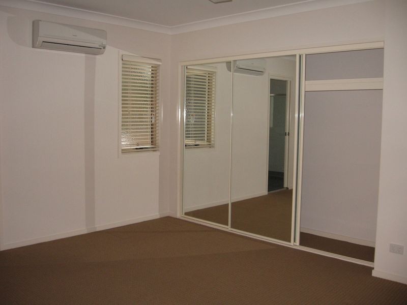 Labrador QLD 4215
