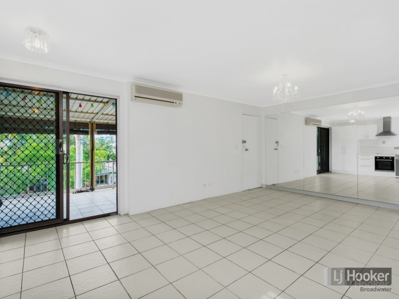 11/28 Hunter Avenue, Labrador QLD 4215